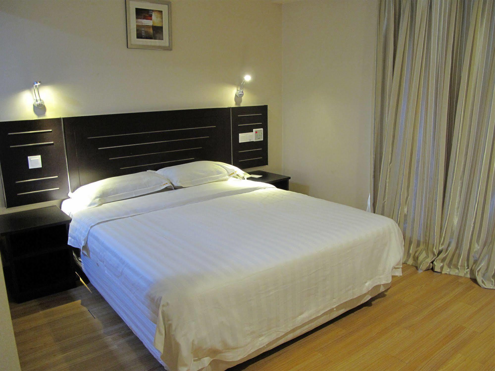 ลาบุก โฮเต็ล Hotel ซันดากัน ภายนอก รูปภาพ