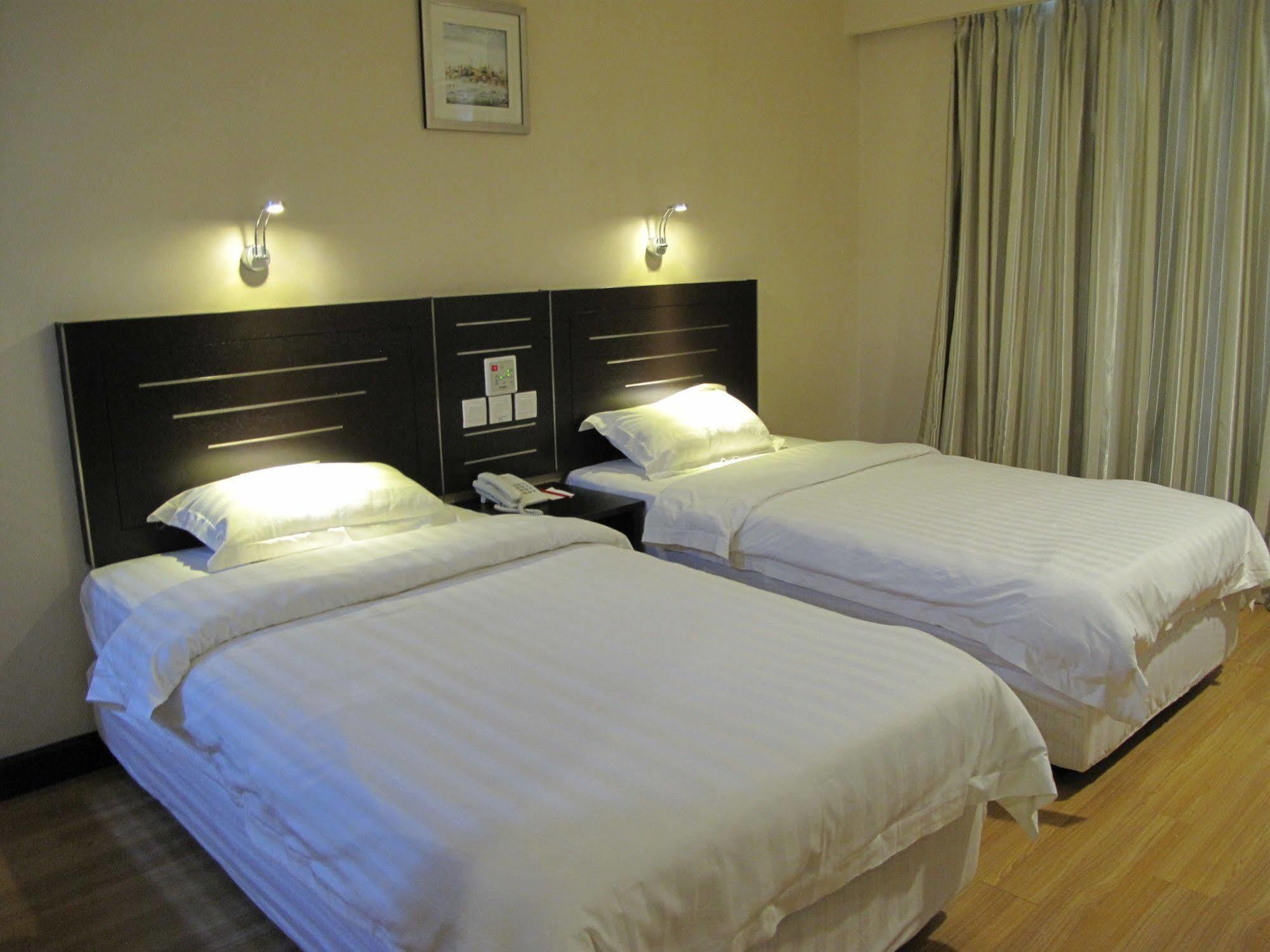 ลาบุก โฮเต็ล Hotel ซันดากัน ภายนอก รูปภาพ