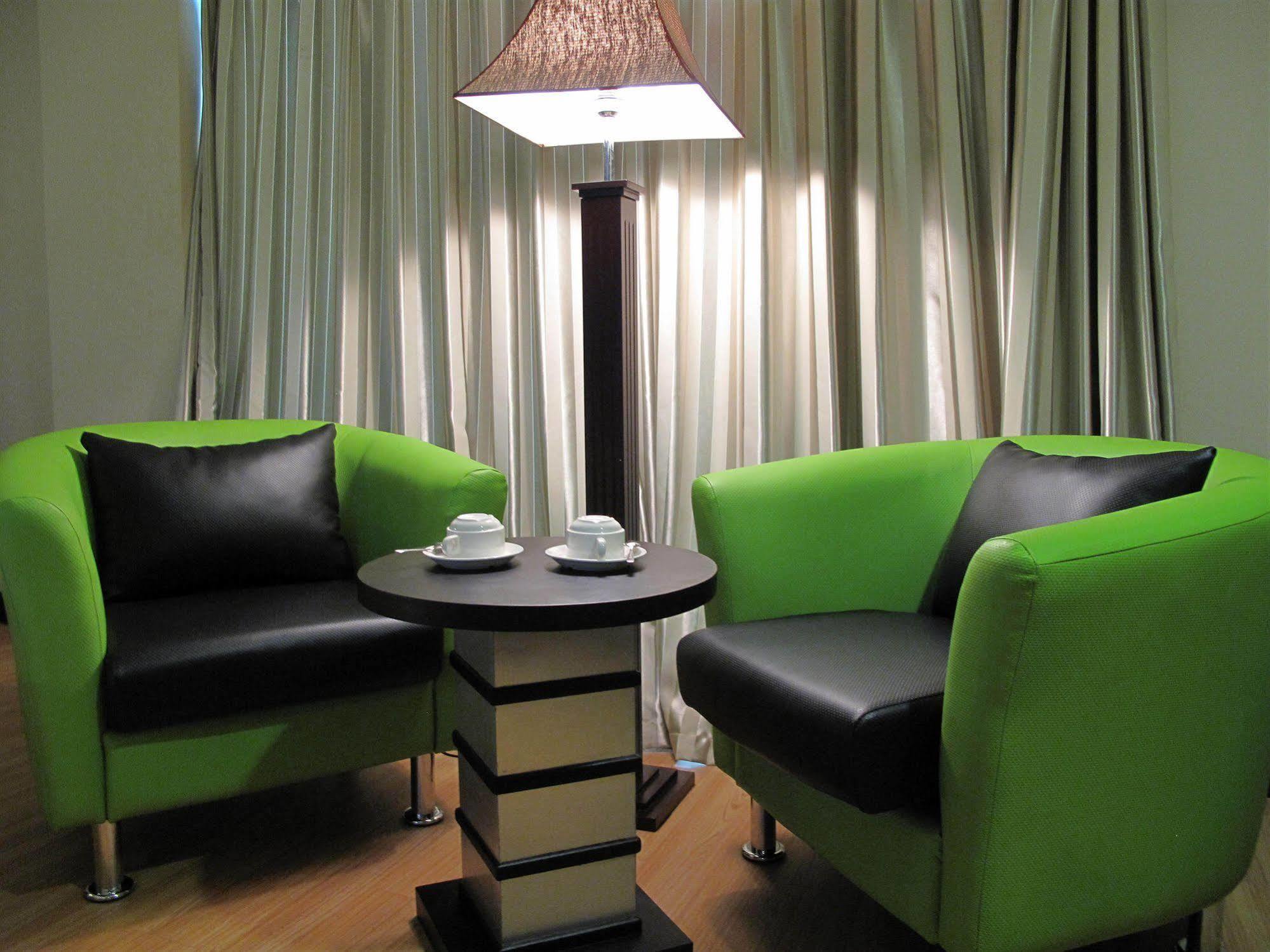 ลาบุก โฮเต็ล Hotel ซันดากัน ภายนอก รูปภาพ